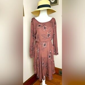 Fun dress that can be worn for any occasion!